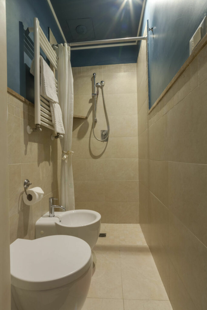 Bagno lineare di un B&B